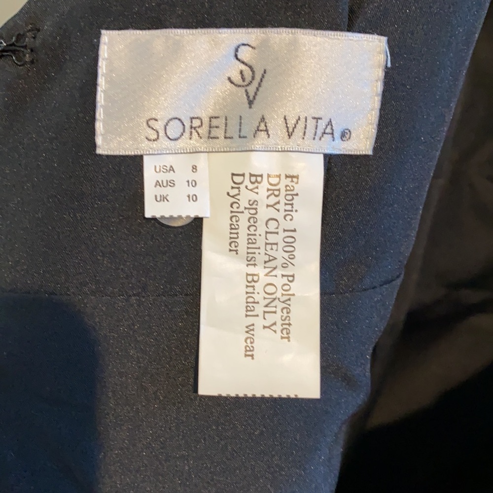 Sorella Vita Mixed Fabric Black Gown - Picture 3 of 3